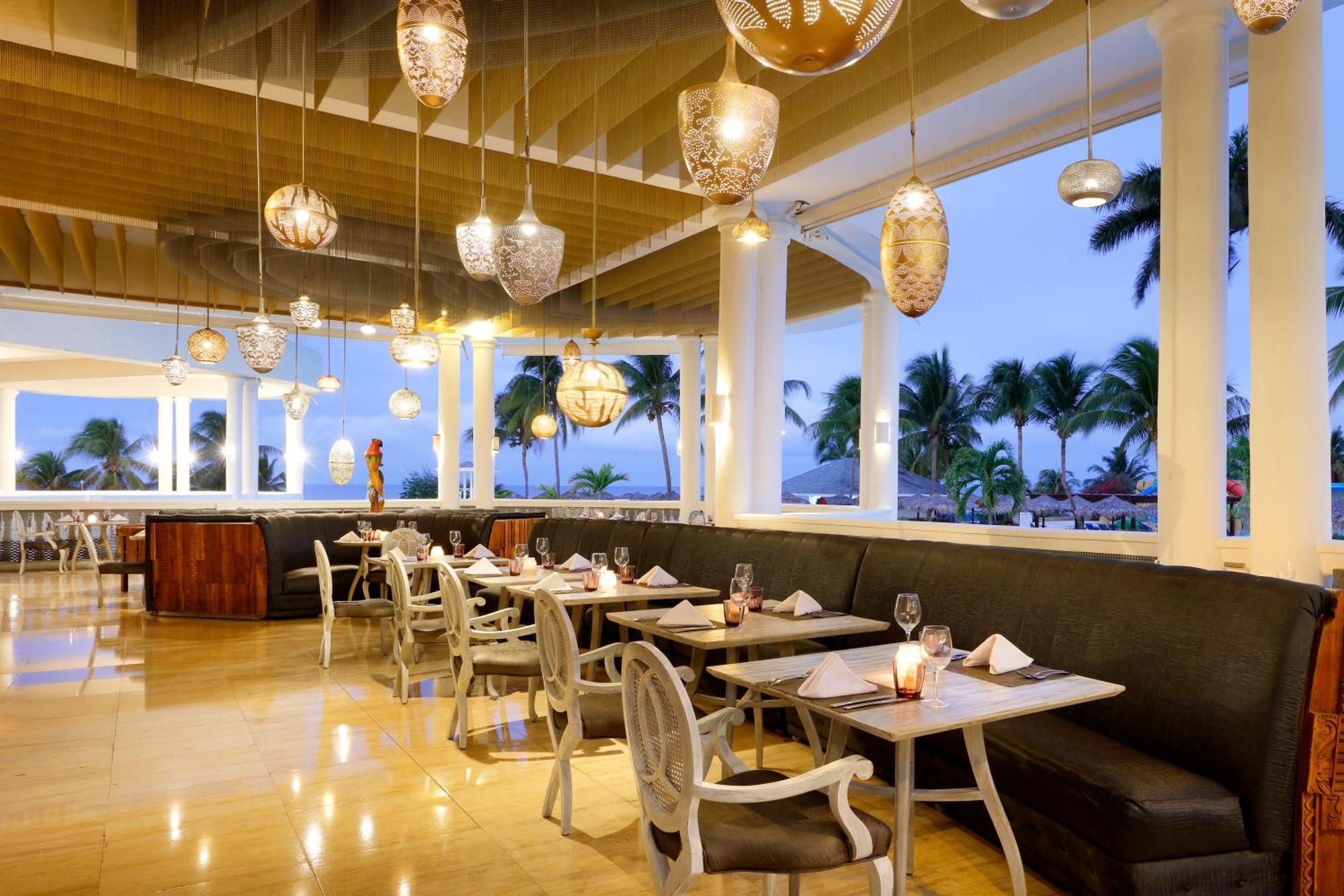 The Signature Level At Grand Palladium Lady Hamilton Resort & Spa Lucea Εξωτερικό φωτογραφία