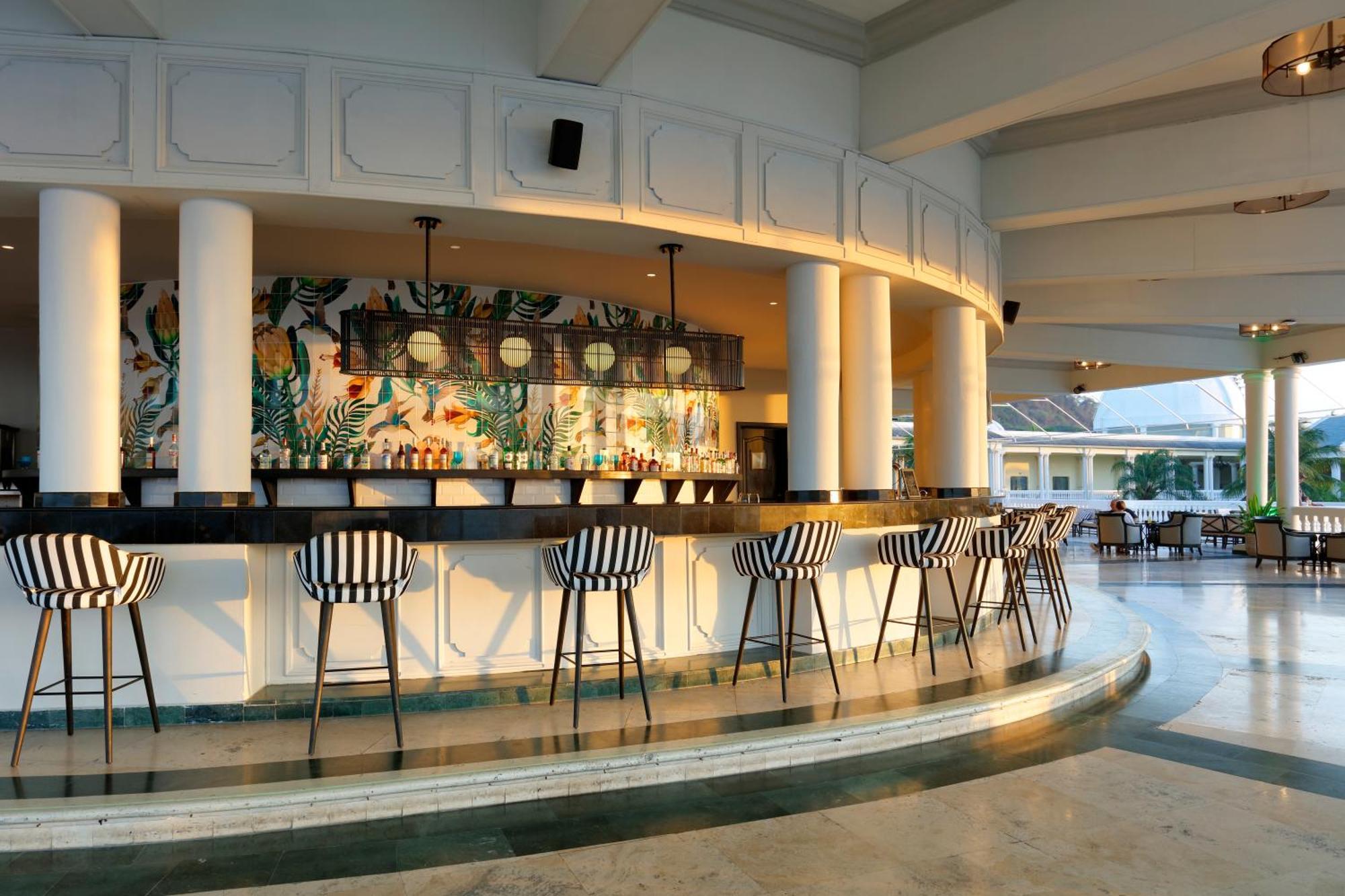 The Signature Level At Grand Palladium Lady Hamilton Resort & Spa Lucea Εξωτερικό φωτογραφία
