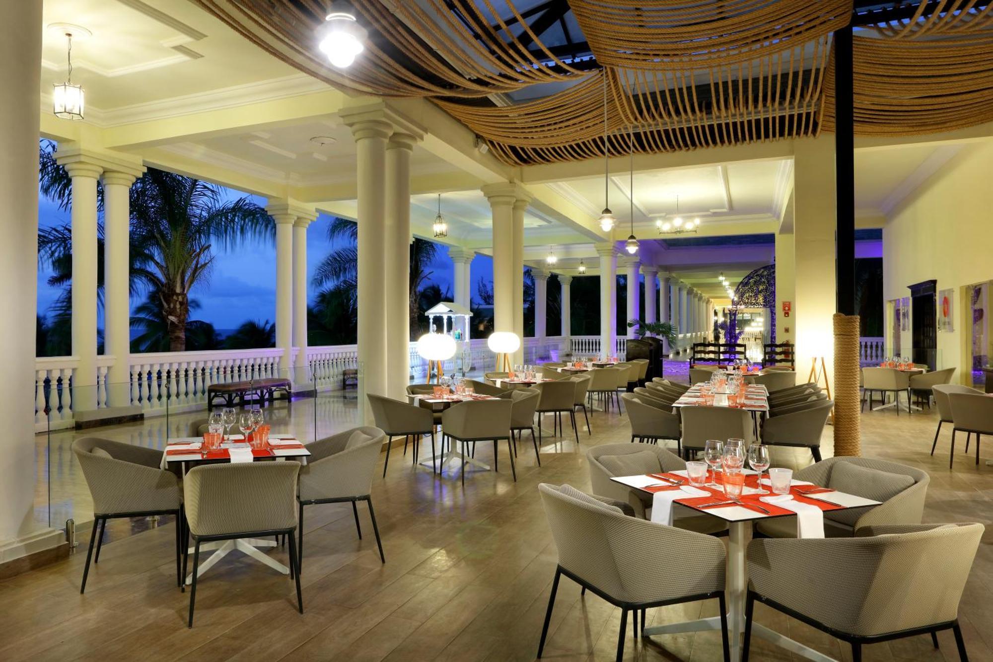The Signature Level At Grand Palladium Lady Hamilton Resort & Spa Lucea Εξωτερικό φωτογραφία