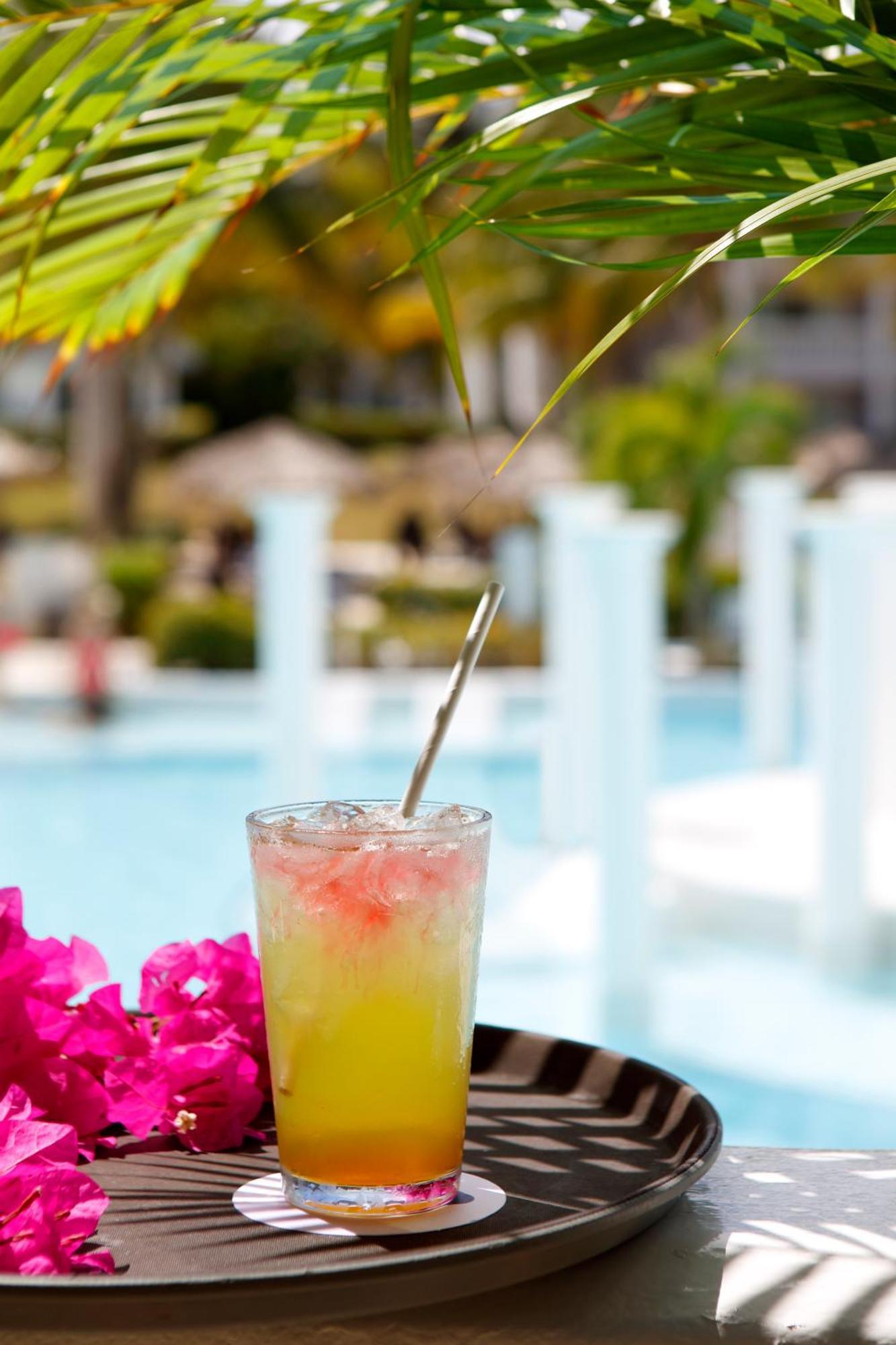 The Signature Level At Grand Palladium Lady Hamilton Resort & Spa Lucea Εξωτερικό φωτογραφία